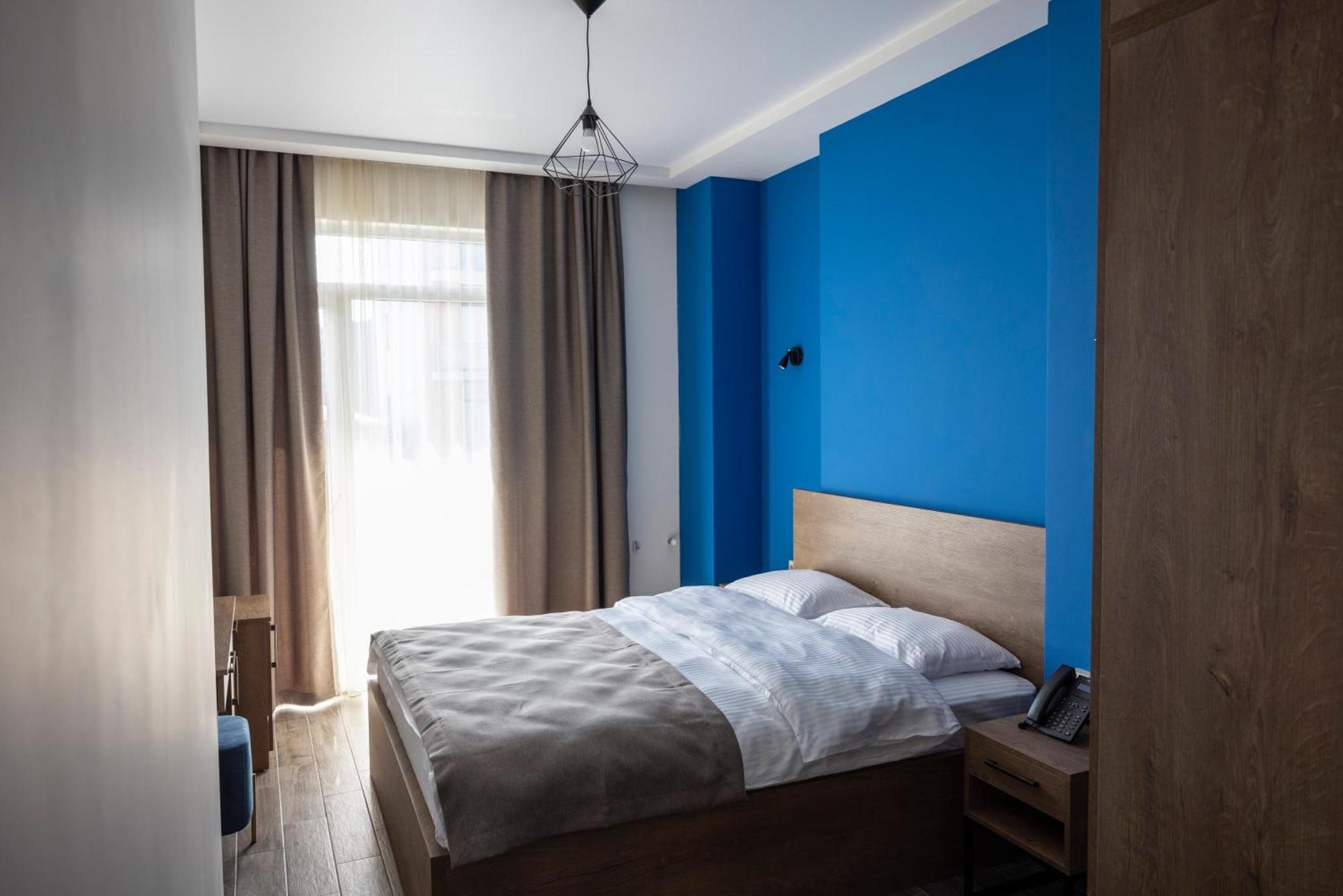 Gardenville Batumi Exterior photo